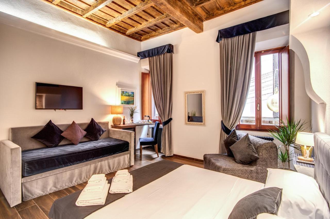 Gasthof Tritone House